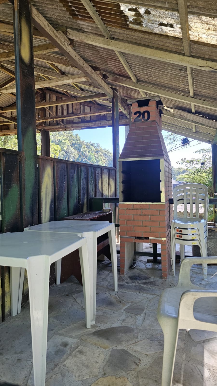 Foto da churrasqueira Camuflada